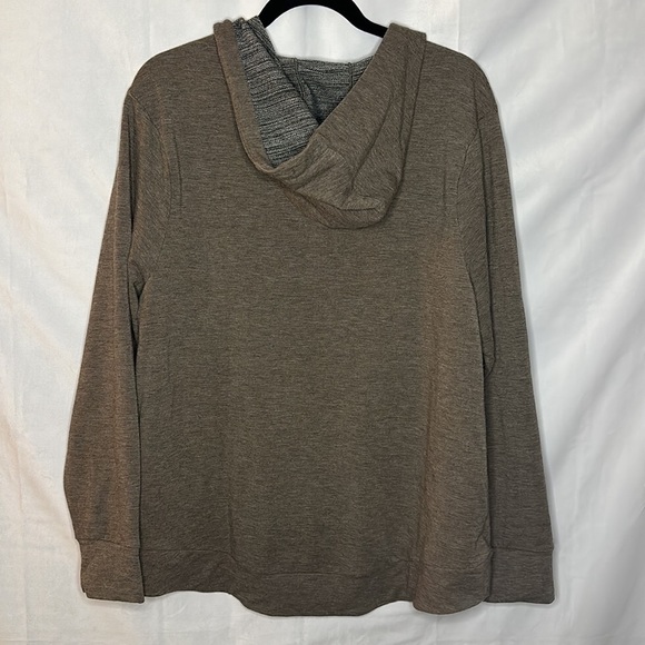 ALL IN MOTION ZIP UP JACKET (L) - Picture 6 of 6